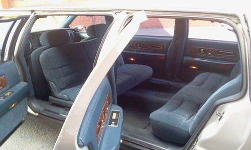 1993 cadillac 6 passenger limo
