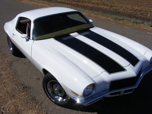 1971 camaro 5.0 white with black rally stripes clean! no reserve