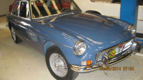 1967  mgb-gt special with overdrive