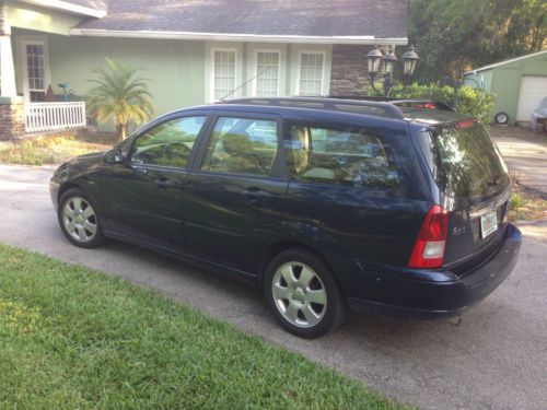 2002 ford focus ztw 4dr wagon! gas saver! runs great must see!