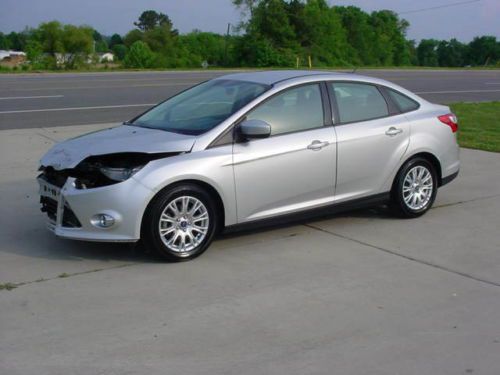 2012 ford focus se no reserve salvage damaged rebuildable repairable