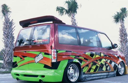 1987 chevy astro van - custom paint - bagged