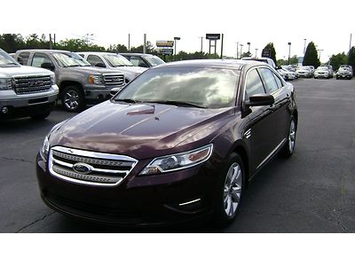 Maroon with gray leather interior clean carfax 2owners sunroof usb sync