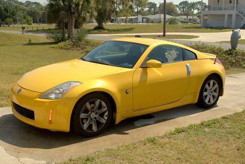 One owner 2005 350z touring coupe ultra yellow nice