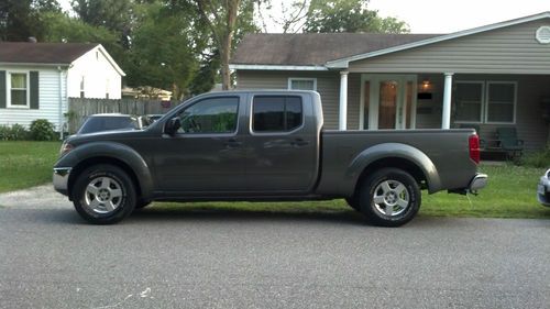 2008 nissan frontier se crew cab 6spd mt long bed tow package rare no reserve!!!