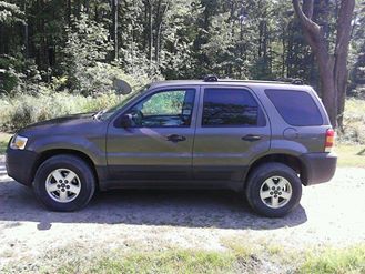 2005 ford escape four door all wheel drive