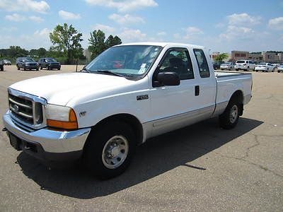 01 f250 2wd ford xlt ext cab v8 automatic white gray cloth one owner serviced