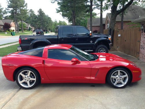 2006 corvette,  21k miles.  red exterior, blk  interior.  garage kept, like new!