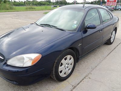 2000 ford taurus, blue, great condition, cold ac, seats six, roomy, no reserve