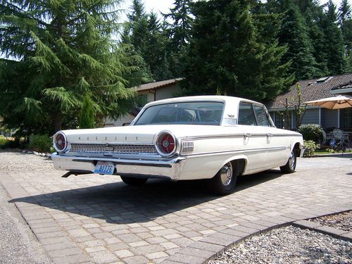 1963 ford galaxie 500, a nice classic!  nice runner!
