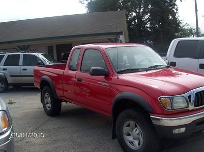 2004 toyota tacoma pre runner extended cab pickup 2-door 3.4l only 52,000 miles