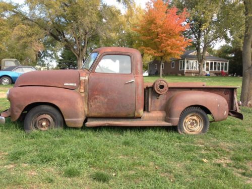 1947 chevy 3100 3 window barn find killer patina solid  thriftmaster