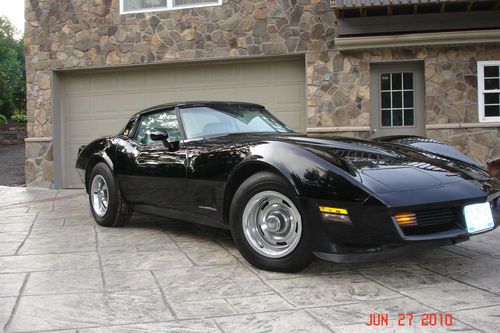 1981 corvette with only 6,700 miles, mint condition