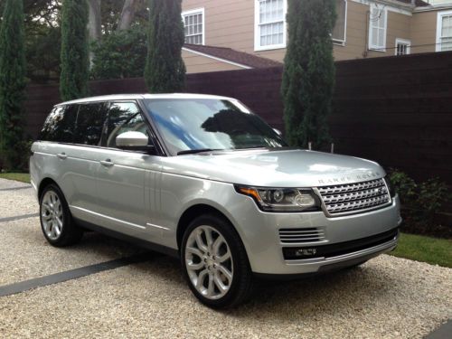 Brand new 2014 silver range rover hse