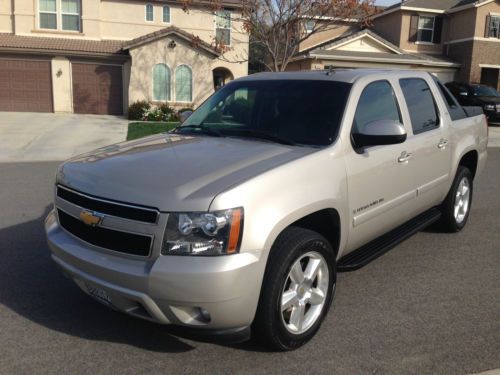 2007 chevy avalanche lt 4x4 fully loaded
