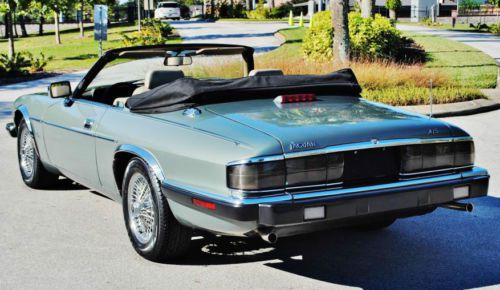 Award winner 1993 jaguar xjs convertible all original and in amazing condition.