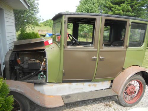 1927 ford model t fordor