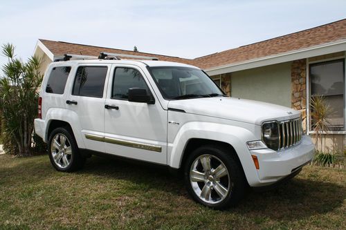 2012 jeep liberty jet edition fully loaded!! 20" - nav - sunroof - tow - leather