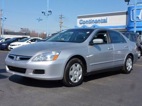 2.4 lx sedan auto cd ac abs power optns only 62k miles 1 owner must see!!!!!!!!!