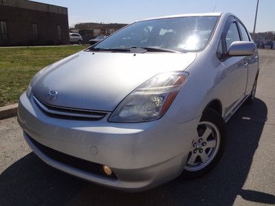 Toyota prius hybrid package 3 back-up camera  bluetooth autocheck no reserve