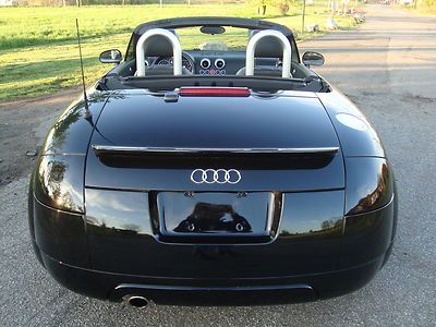 Audi tt convertible salvage rebuildable repairable wrecked project damaged fixer