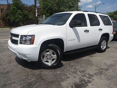 White 4x4 ls 68k miles tow pkg 3rd row rear air boards alloy 9 pass cruise  nice