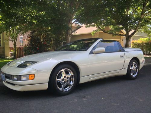 Nissan 300zx convertible roadster white with black leather very clean automatic!