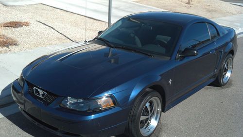 2003 ford mustang base coupe 2-door 3.8l 5sp v6