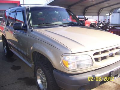 Repossession no reserve 4wd absolute auction 4x4 pre-owned great value