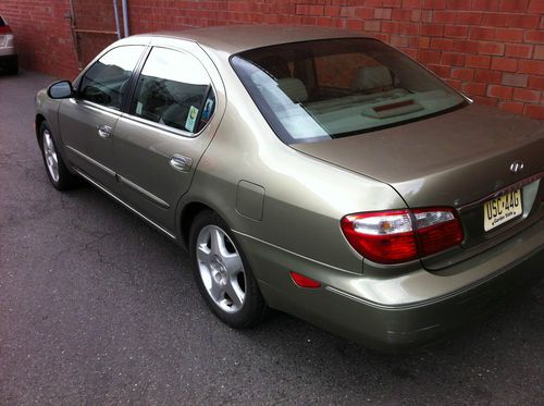 2000 infiniti i30t, 4-door, champagne color, very good condition, one-owner