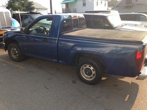 2006 chevrolet colorado ....runs and drives like new....free shipping..1 owner