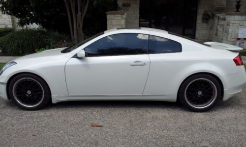 2003 infiniti g35 coupe excellent condition!