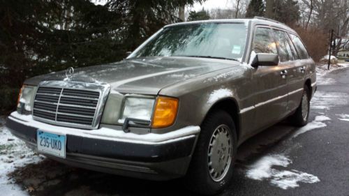 Mercedes benz 300te tan 1991, 150k mi; for parts or big project, in stamford, ct