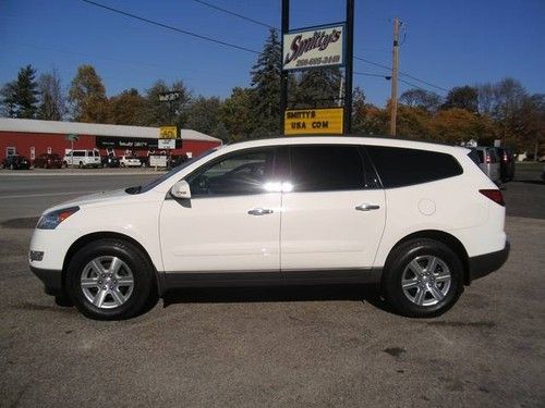 2012 chevrolet traverse lt awd auto suv v6 loaded 3rd row seating low mile clean
