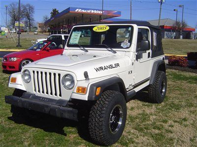 05 jeep wrangler x stone white lift kit added 5 new tires black soft top sirius