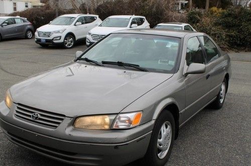 1999 toyota camry 4dr sdn ce at