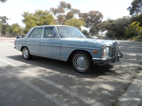 1971 mercedes benz 250 2.5l automatic classic 200-series sedan fully documented