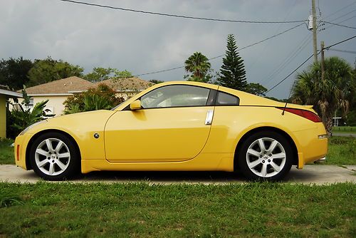 One owner florida 2005 350z touring, ultra yellow w/ charcoal leather, auto