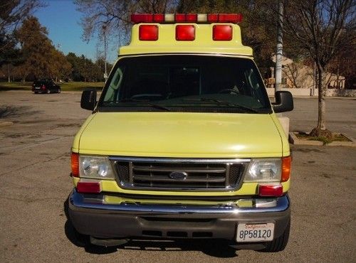 2005 ford ambulance type ii