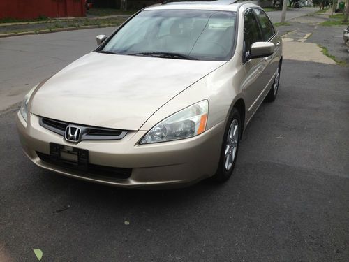 2003 honda accord ex, 4door, 3.0l, v6, htd leather, sunroof, excellent condition