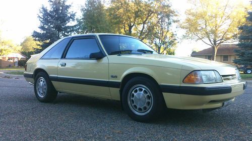 1989 ford mustang lx hatchback 2-door 5.0l auto