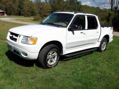 2005 ford sport trac, 4x4 xlt in perfect condition.  one-of-a-kind !