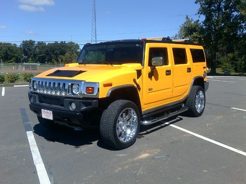 2005 hummer h2 , 4 x 4 , yellow exterior , leather , power roof , 3rd seat ,