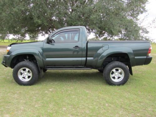 2010 toyota tacoma prerunner ~ low miles ~ lifted ~ lots of upgrades ~