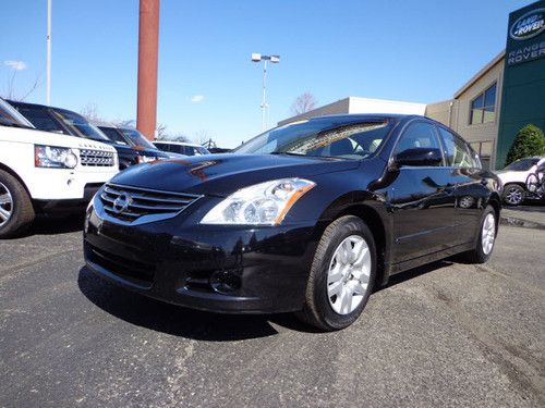 2010 nissan altima s sedan 4-door 2.5l local one owner clean carfax non-smoker