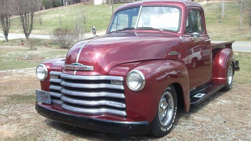 Awesome 1953 chevrolet 3100 5 window truck!