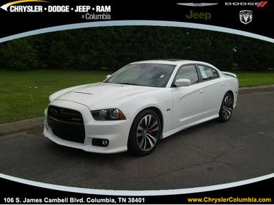 Srt8 rwd 6.4l navigation one owner nice  pre-owned excellent condition low miles