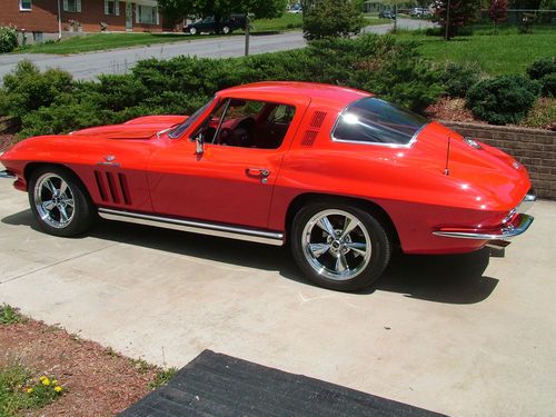 1965 pro touring red corvette coupe