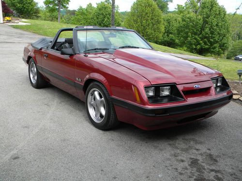1986 ford mustang lx convertible--beautiful car--306, 5 speed!
