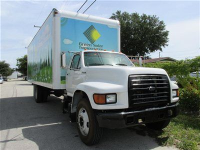 Ford f 800 25 ft box truck cummings diesel solar powered ac